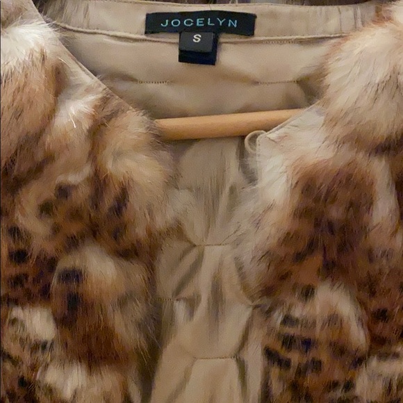 Short Fur Jacket - Picture 2 of 9